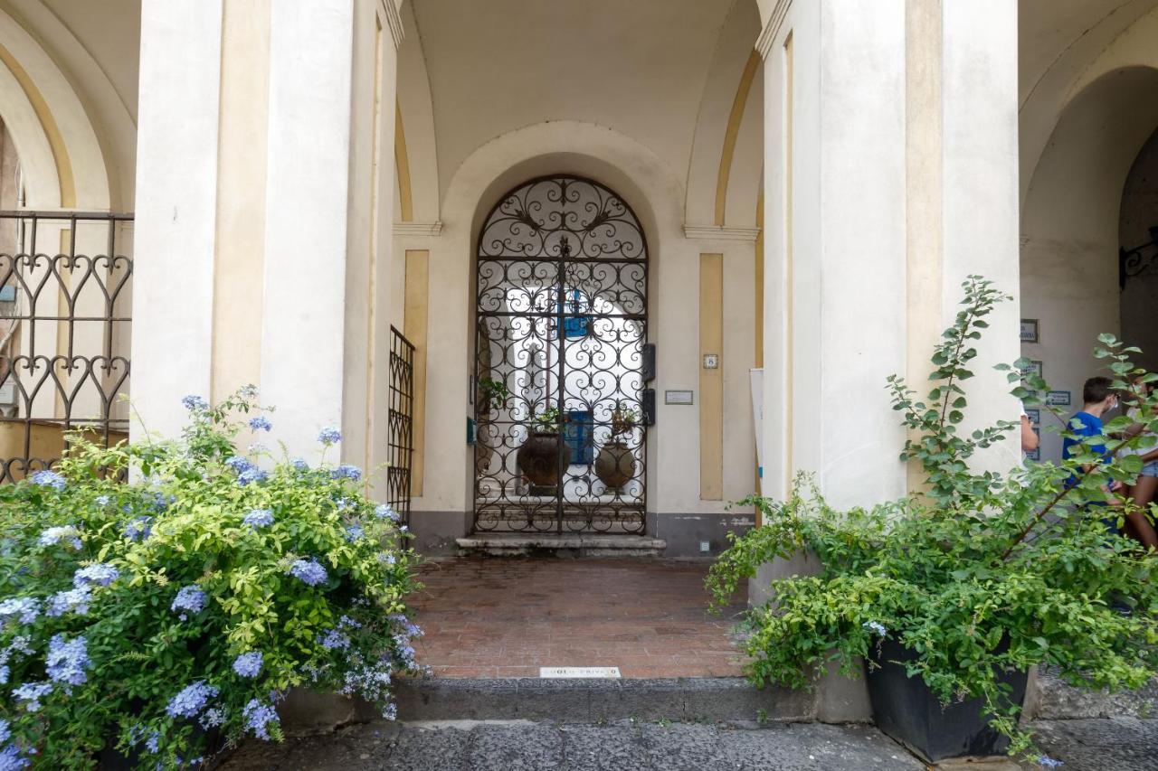 Qasar Luxury Suite - In Capri'S Piazzetta Exterior photo