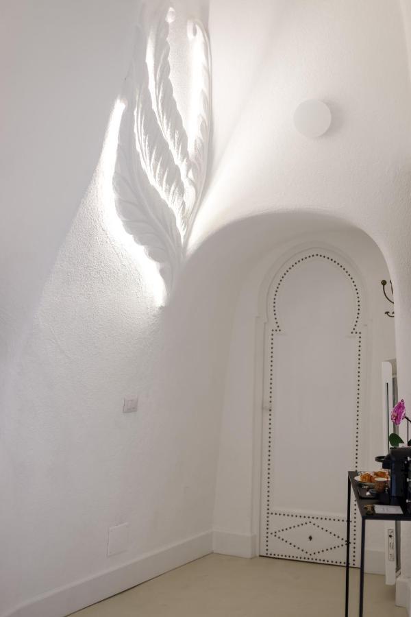 Qasar Luxury Suite - In Capri'S Piazzetta Exterior photo